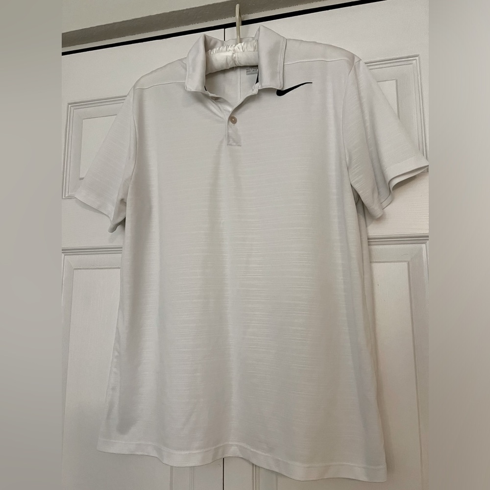 Men’s Nike Polo size M white.